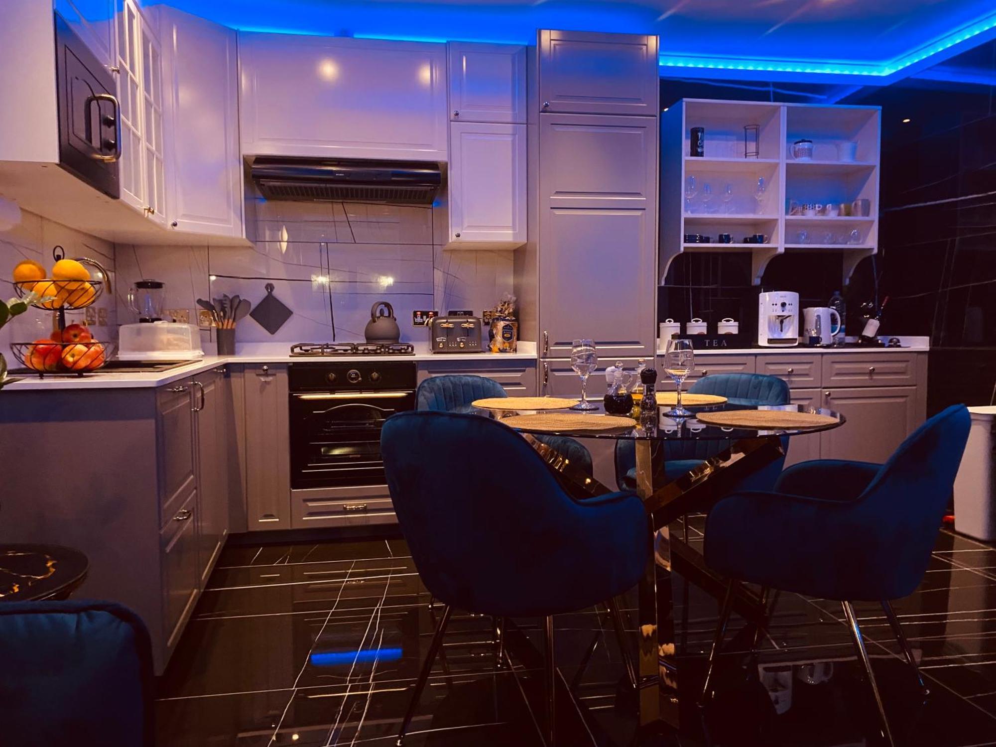 Azure Gold Apartment เซงเกลอา ภายนอก รูปภาพ